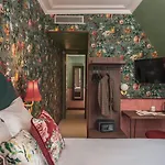 Hotel Brittany 4*