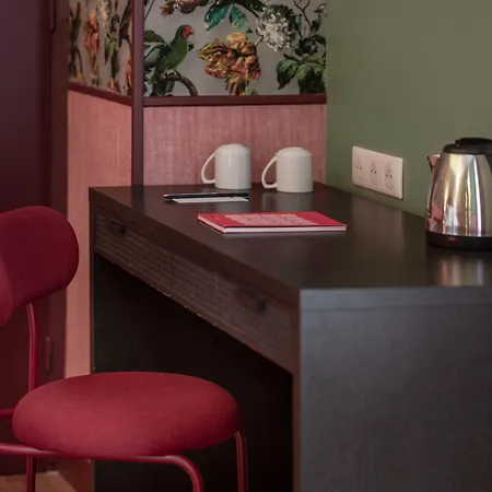 Brittany 4* פריז