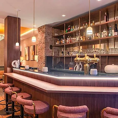 Hotel Brittany 4*