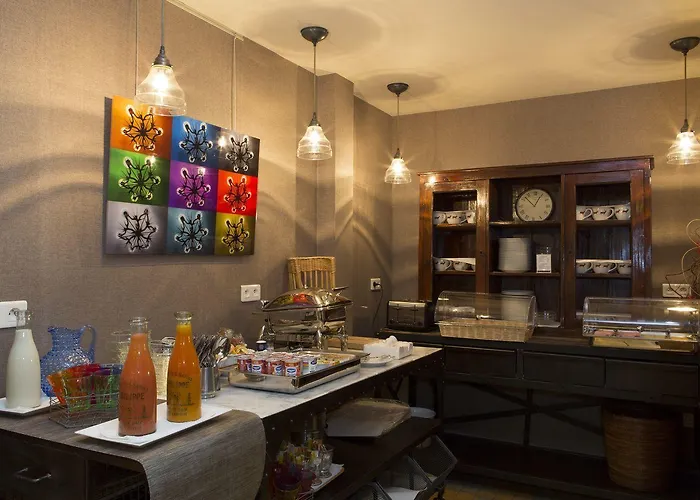 Hotel Brittany 4*