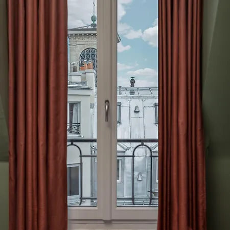 Brittany Hotel 4*