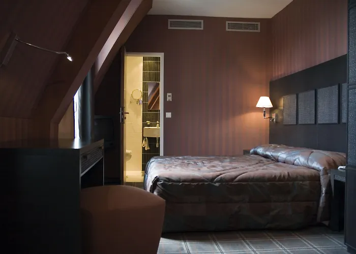 オテル ブリッタニー パリ